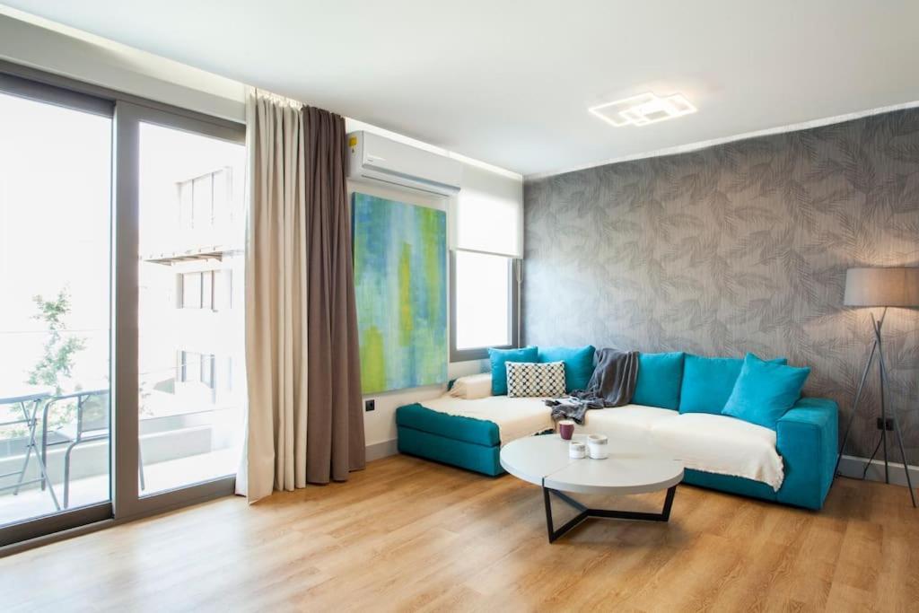 Apartment Minimal Loft Art With Sea View Over Harbour *