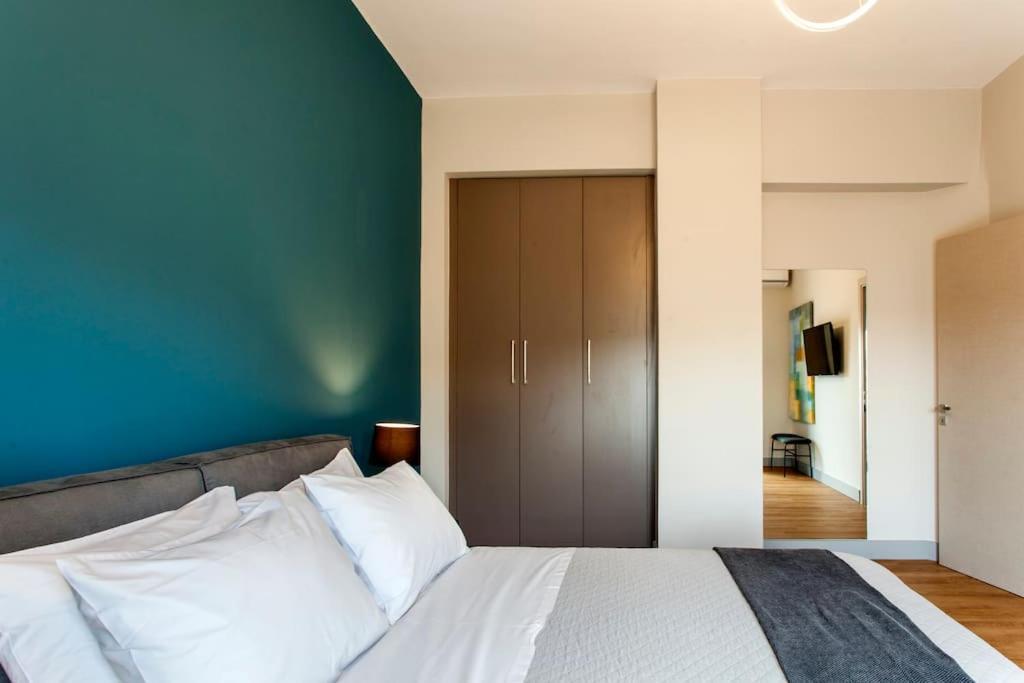 Apartment Minimal Loft Art With Sea View Over Harbour *